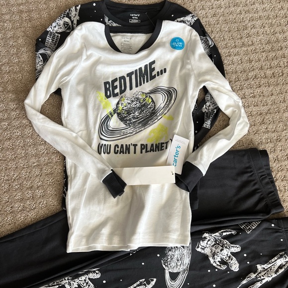 New Carters Glow in the Dark Bedtime You can’t planet pjs - Picture 10 of 12